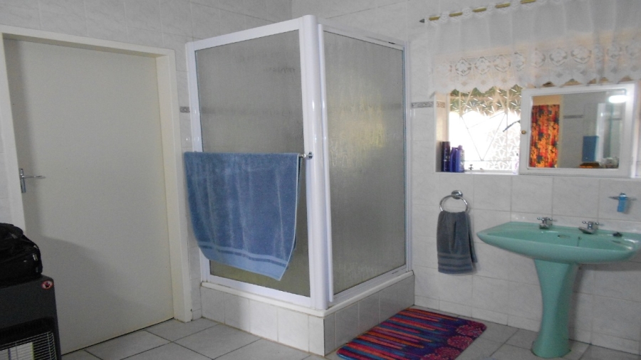 4 Bedroom Property for Sale in Parys Free State